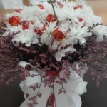 Цветна кутија со свежо цвеќе - рачно изработен подарок, Made By Me Виница