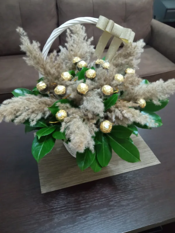 Фереро кошница — рачно изработен подарок, Made By Me Виница