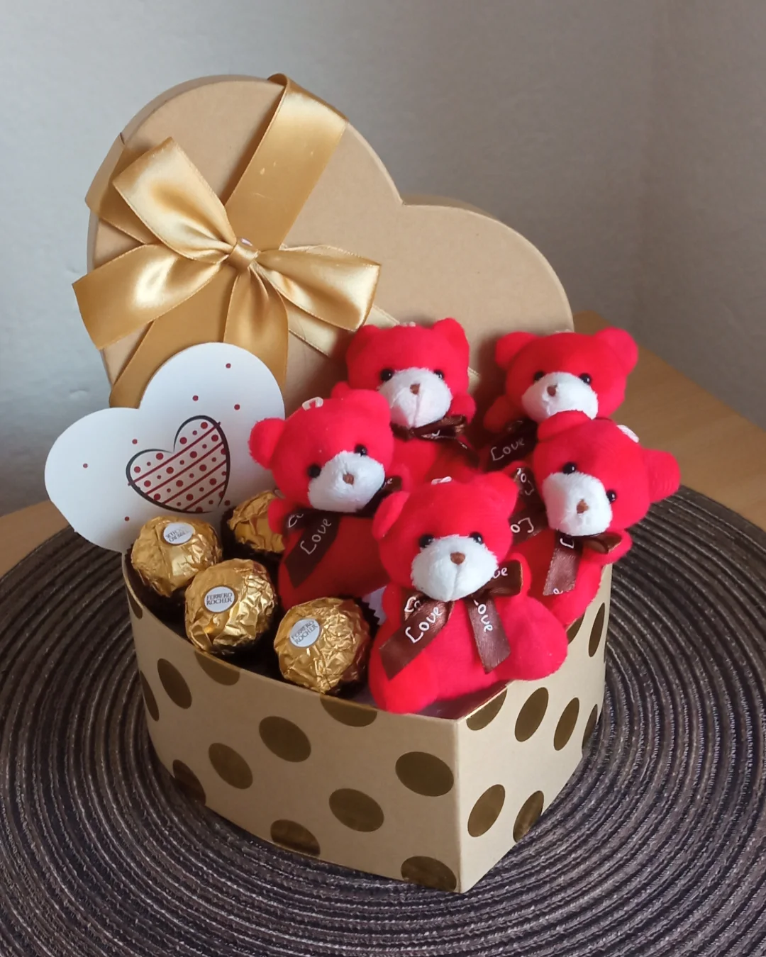 Срце со мечиња — рачно изработен подарок, Made By Me Виница
